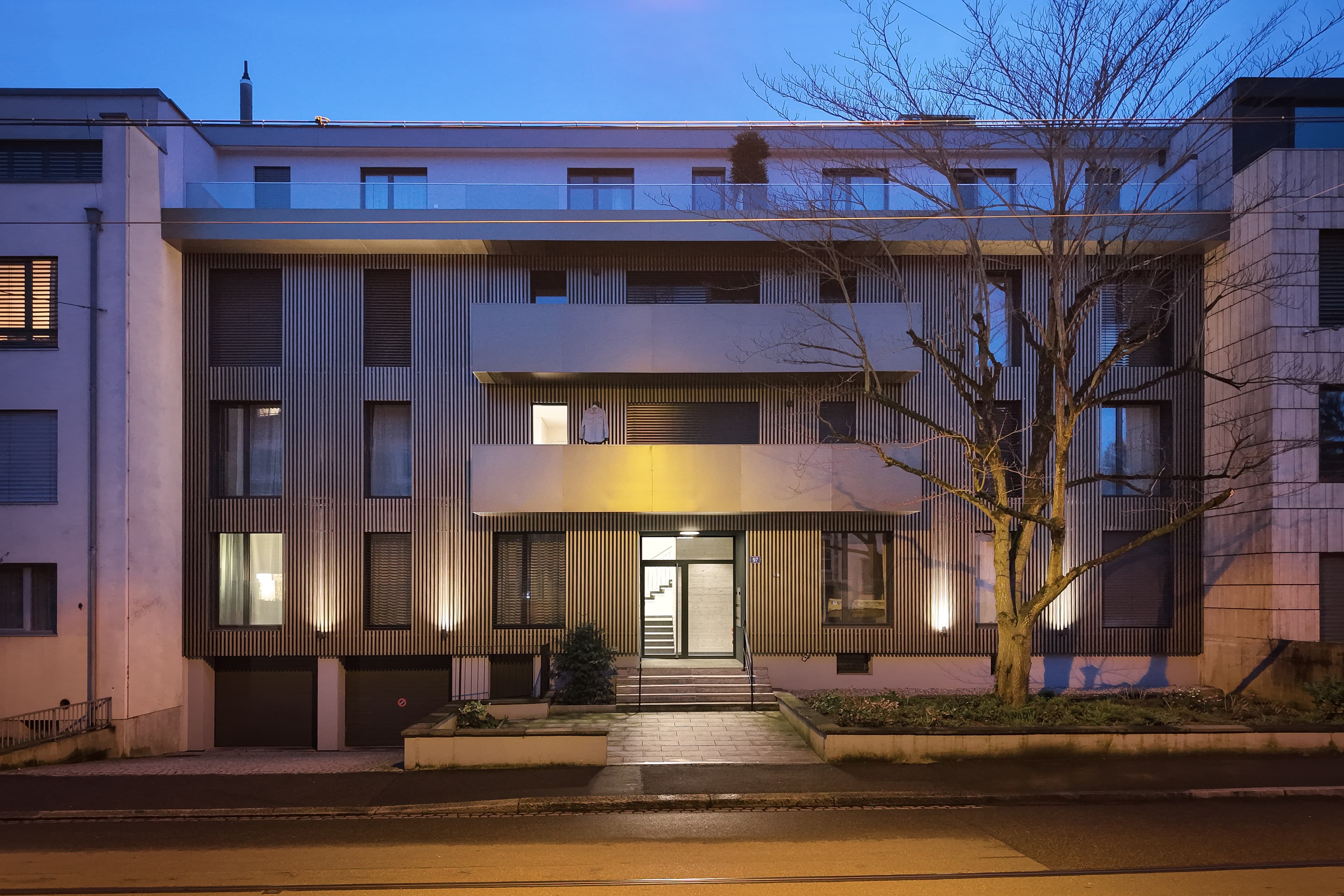Strassenfassade