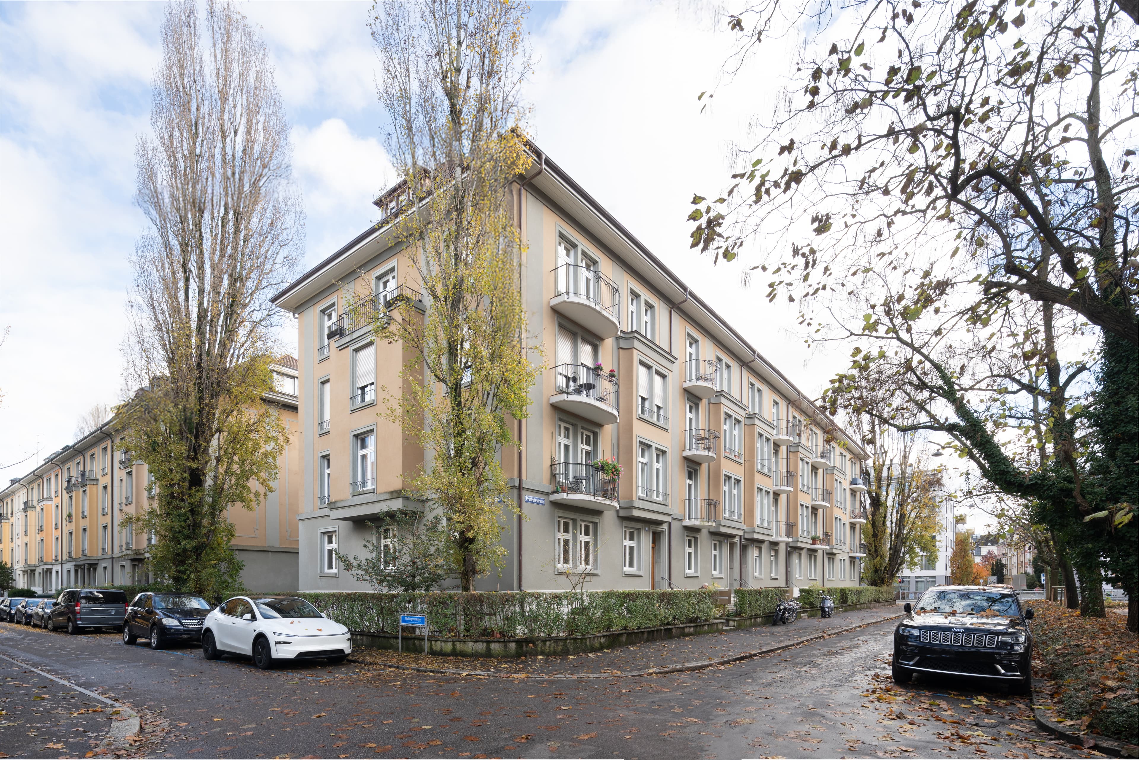 Strassenfassade